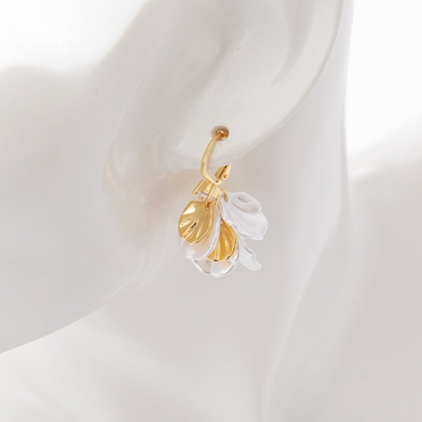 画像4: 【アクセサリー：ピアス】フラワーモチーフピアス【Fサイズ/1カラー】[YMT]  (4)