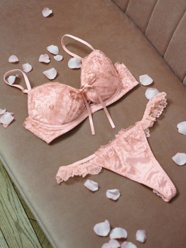 画像14: 【RAVIJOUR/ラヴィジュール】ラディアント ホットリフト ブラ / ランジェリー / セクシーランジェリー / 下着 / R977021-E / R977221-S /【OF08】 (14)