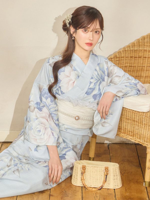 モデル：朝日向まり　身長：167cm　着用サイズ：Fサイズ