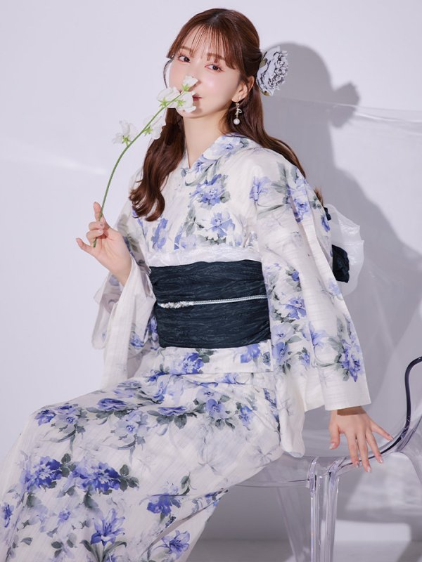 モデル：麻亜里　身長：160cm　着用サイズ：Fサイズ