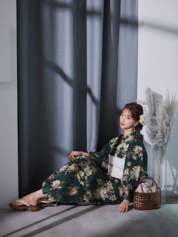モデル：麻亜里　身長：160cm　着用サイズ：Fサイズ