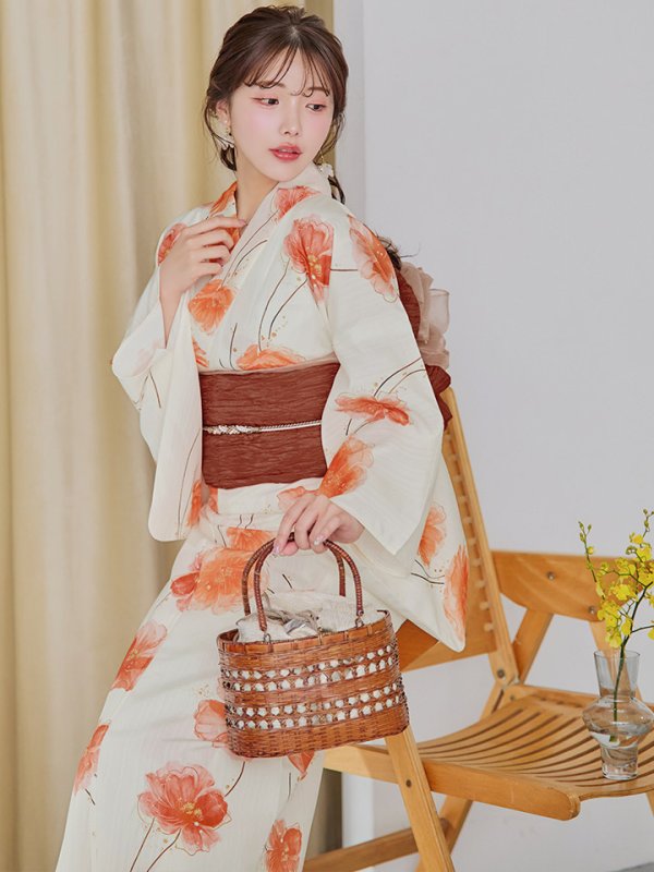 モデル：えみ姉　身長：158cm　着用サイズ：Fサイズ