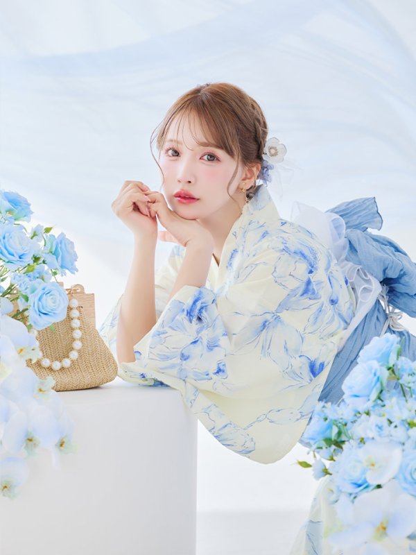 モデル：三上悠亜　身長159cm