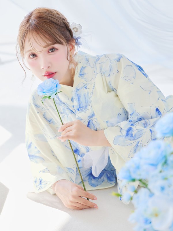 モデル：三上悠亜　身長159cm