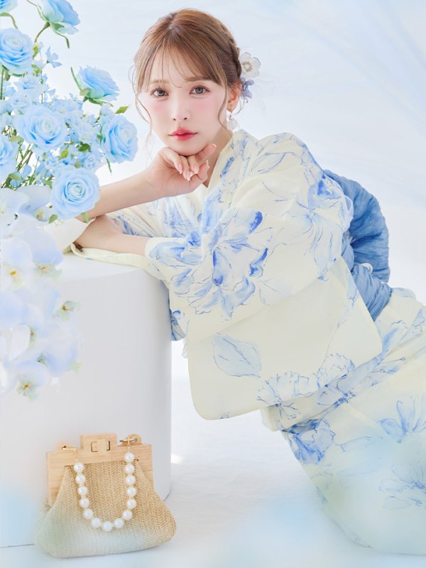 モデル：三上悠亜　身長159cm
