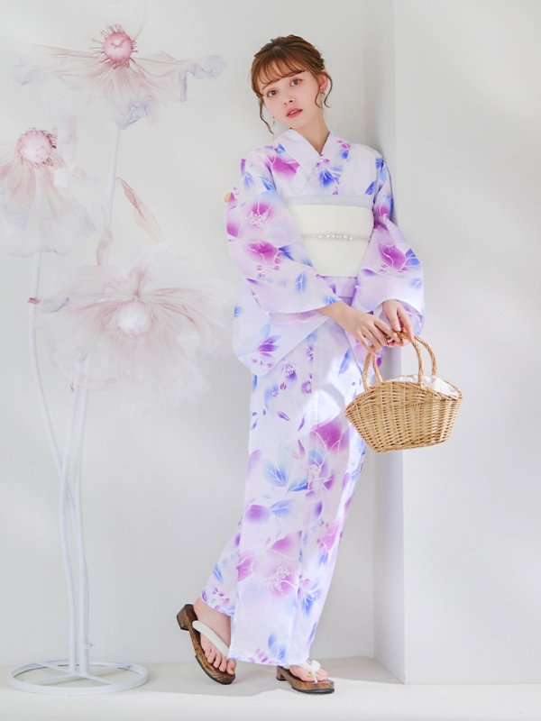 モデル：加藤ナナ　身長：160cm　着用サイズ：Fサイズ