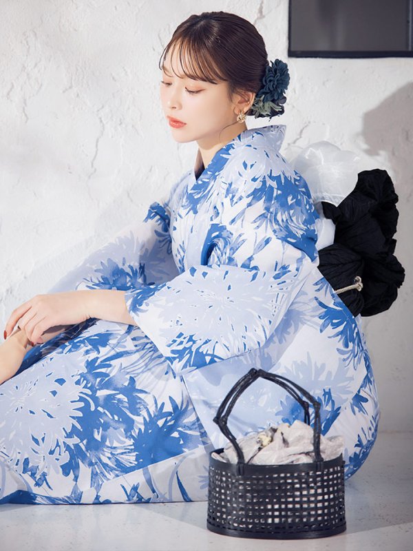 モデル：kie　身長：158cm　着用サイズ：Fサイズ