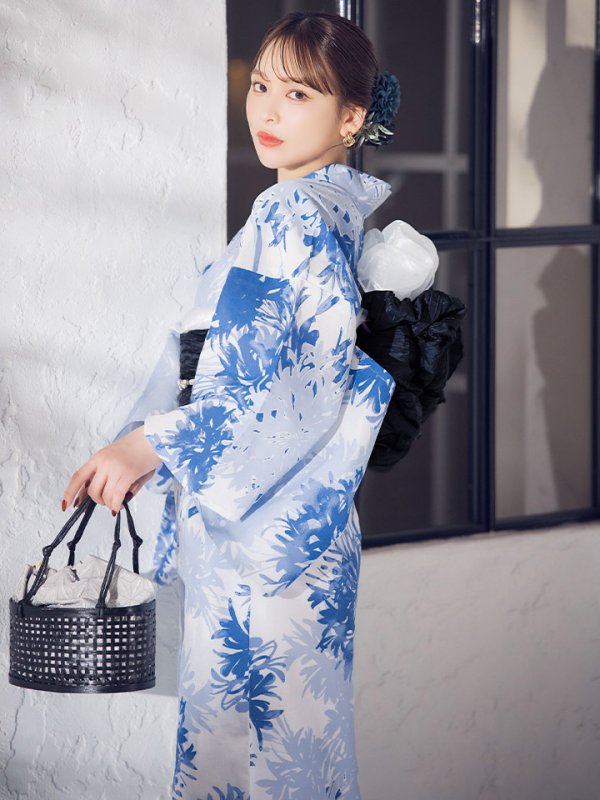 モデル：kie　身長：158cm　着用サイズ：Fサイズ