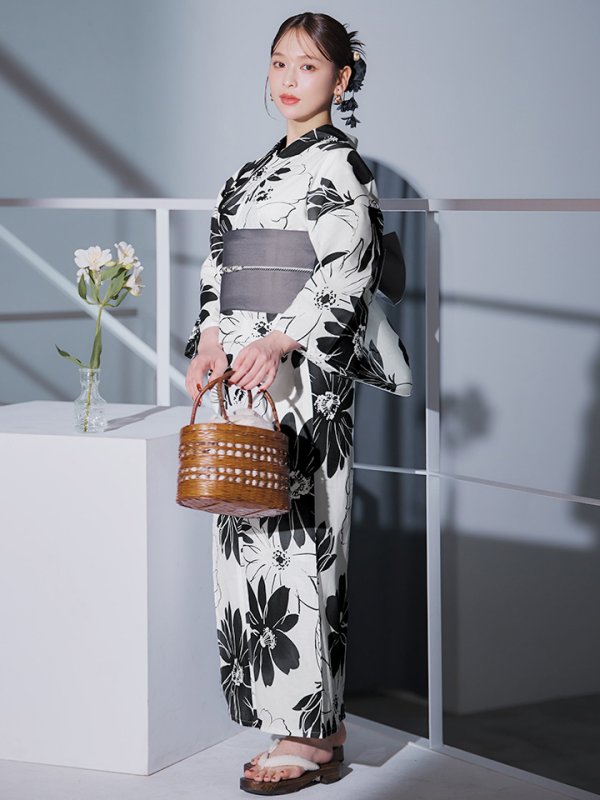 モデル:kie 身長:158cm 着用サイズ:Fサイズ