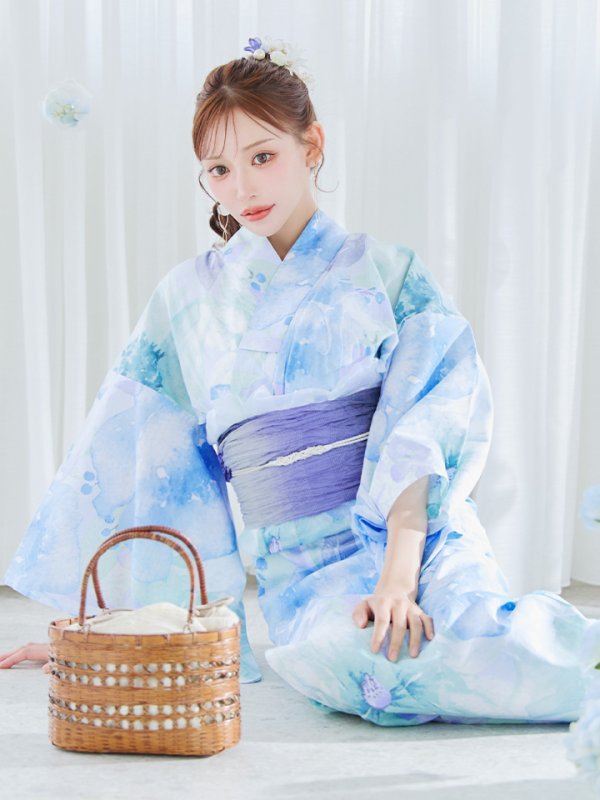 モデル:明日花キララ 身長:162cm 着用サイズ:Fサイズ