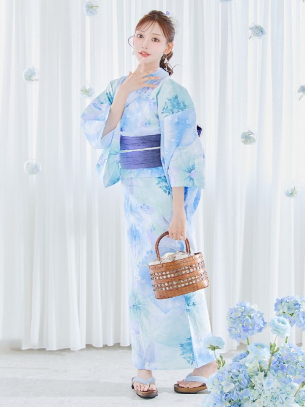 モデル:明日花キララ 身長:162cm 着用サイズ:Fサイズ