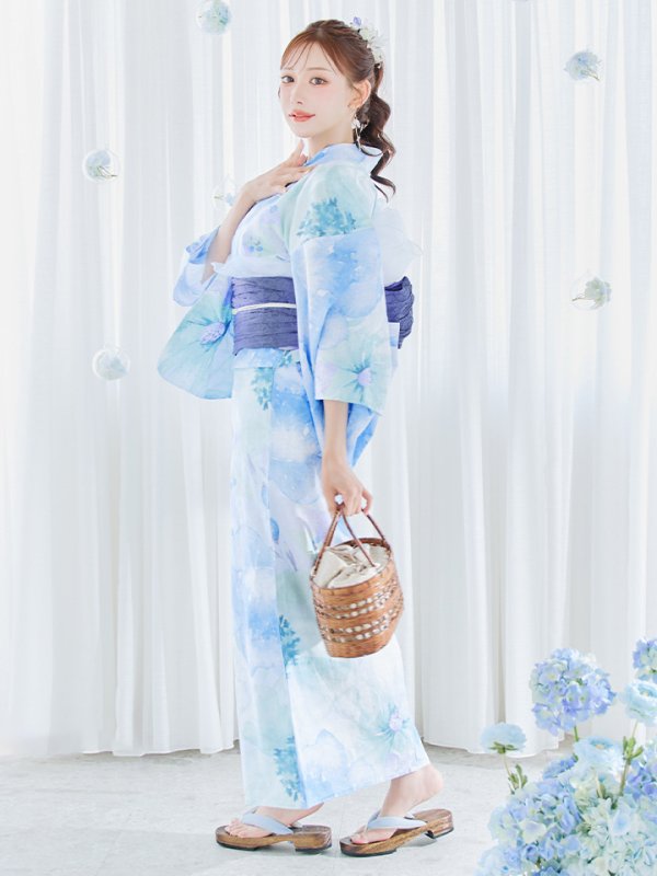 モデル:明日花キララ 身長:162cm 着用サイズ:Fサイズ