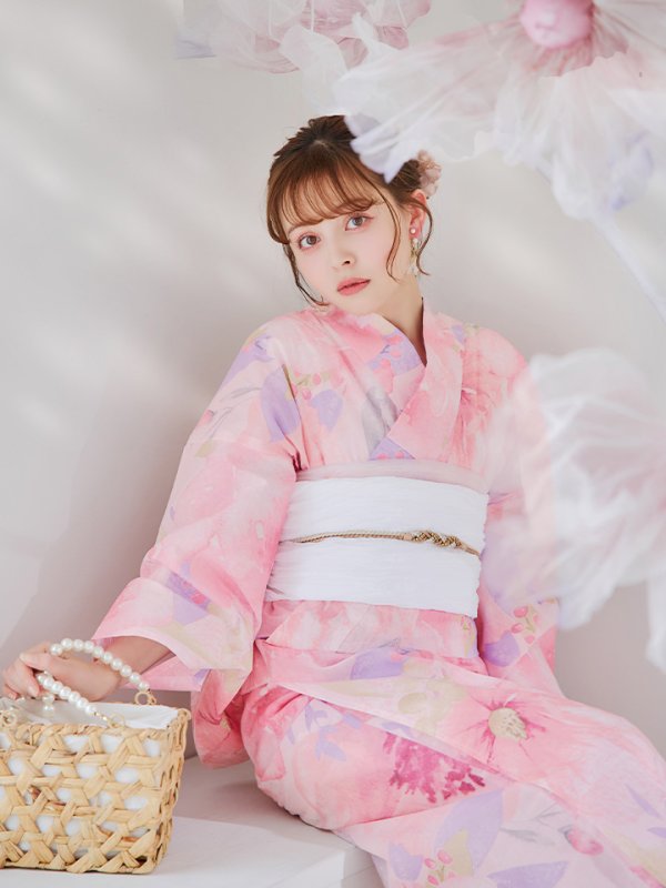 モデル:加藤ナナ 身長:160cm 着用サイズ:Fサイズ