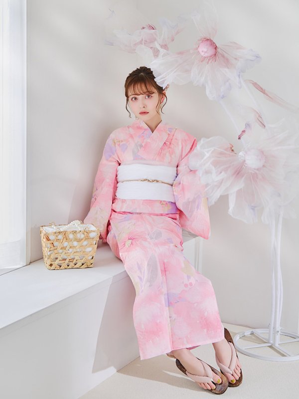 モデル:加藤ナナ 身長:160cm 着用サイズ:Fサイズ