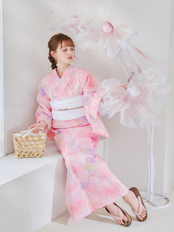 モデル:加藤ナナ 身長:160cm 着用サイズ:Fサイズ