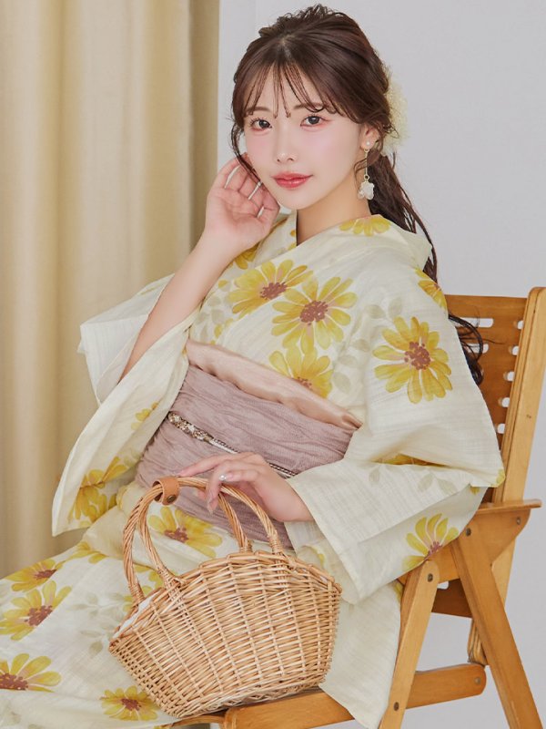 モデル：えみ姉　身長：158cm　着用サイズ：Fサイズ