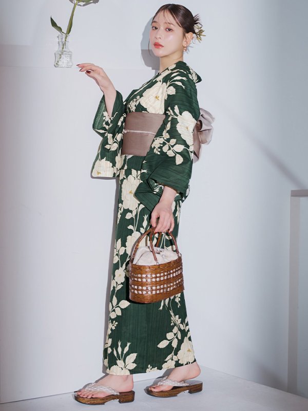 モデル：kie　身長：158cm　着用サイズ：Fサイズ