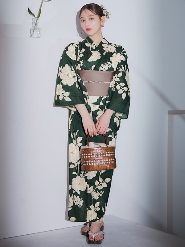 モデル：kie　身長：158cm　着用サイズ：Fサイズ