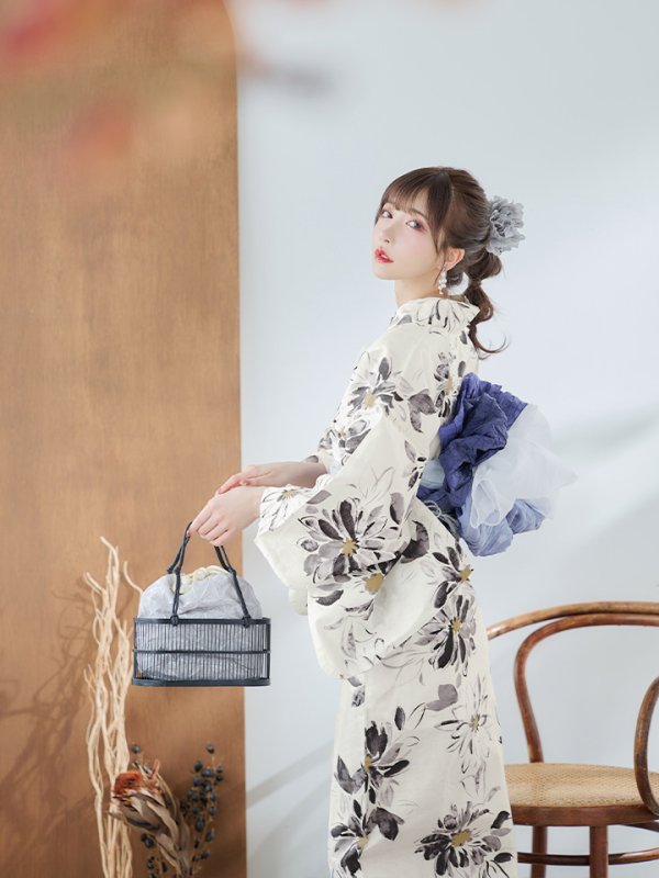 画像14: 【即日発送】水彩風モノトーンフラワー浴衣  【浴衣３点セット 浴衣/帯/下駄】[YMT] (14)