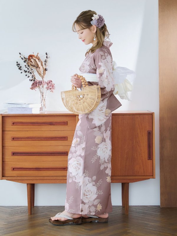 画像4: 【即日発送】ピンクベージュフラワー浴衣  【浴衣３点セット 浴衣/帯/下駄】[YMT] (4)