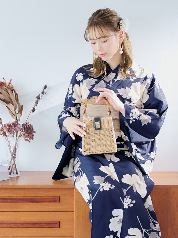 画像10: 【即日発送】ネイビー×ホワイトフラワー浴衣  【浴衣３点セット 浴衣/帯/下駄】[YMT] (10)