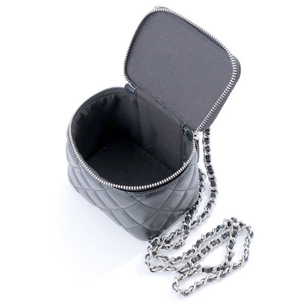 画像9: 【即日発送】【水着小物：ビーチバッグ】ショルダーチェーン付き/ キルティング/ バニティバッグ[OF04] (9)