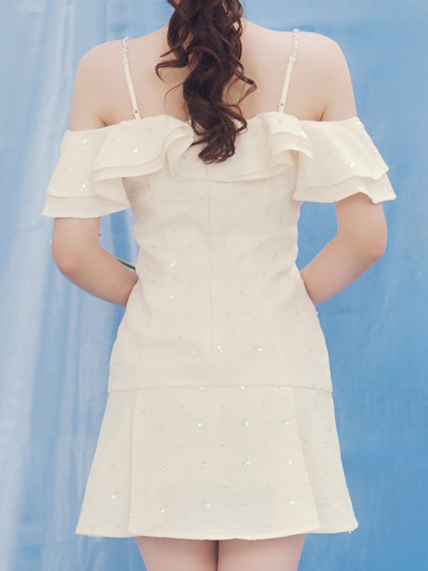 モデル:羽澄まり 身長:158cm 着用サイズ:Sサイズ