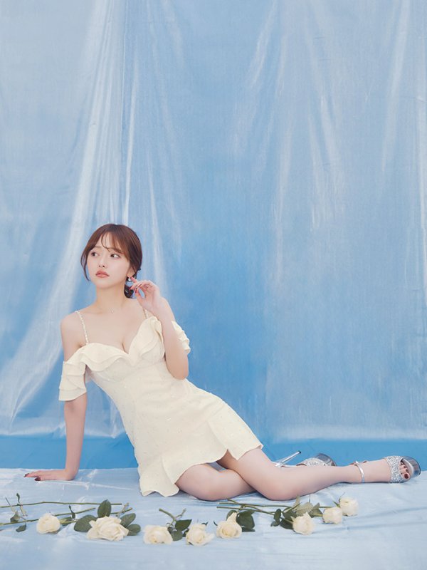 モデル:羽澄まり 身長:158cm 着用サイズ:Sサイズ