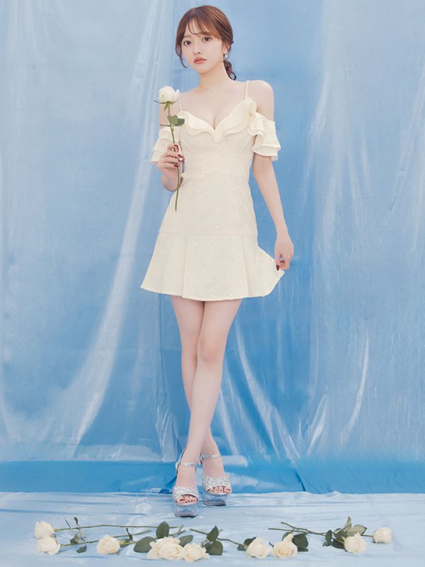 モデル:羽澄まり 身長:158cm 着用サイズ:Sサイズ