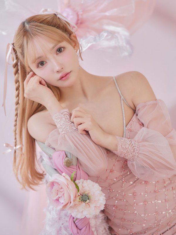 モデル:三上悠亜 身長:159cm 着用サイズ:Sサイズ