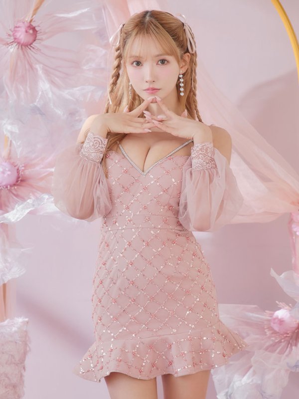 モデル:三上悠亜 身長:159cm 着用サイズ:Sサイズ