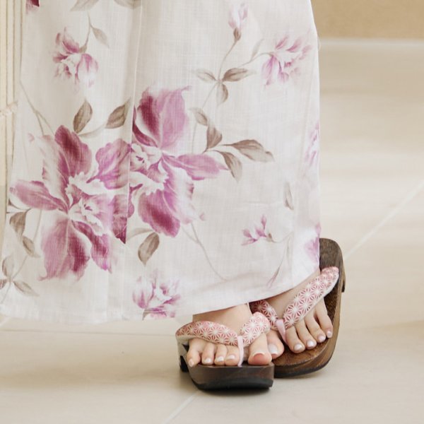 画像24: 【即日発送】【浴衣小物】浴衣にぴったりの麻の葉柄下駄[YMT] (24)