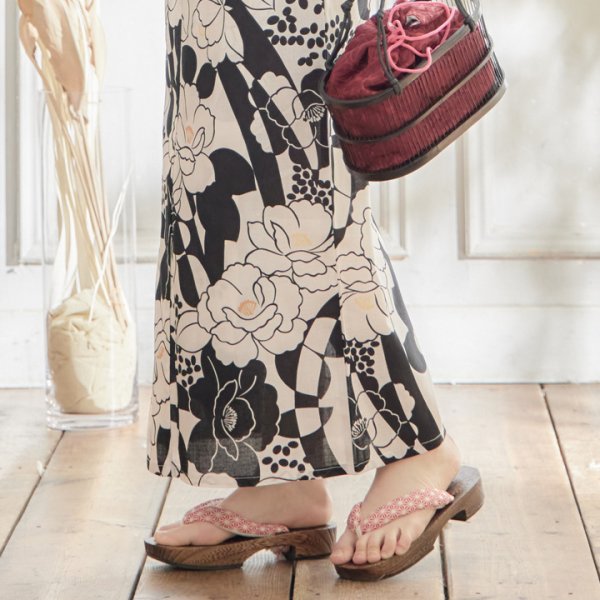 画像9: 【即日発送】【浴衣小物】浴衣にぴったりの麻の葉柄下駄[YMT] (9)