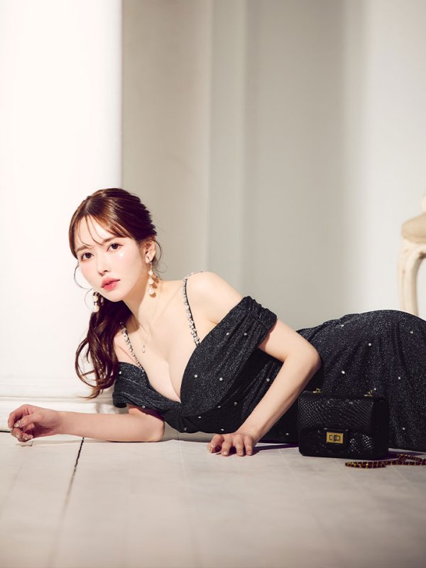 モデル:ゆめ 身長:160cm 着用サイズ:Sサイズ