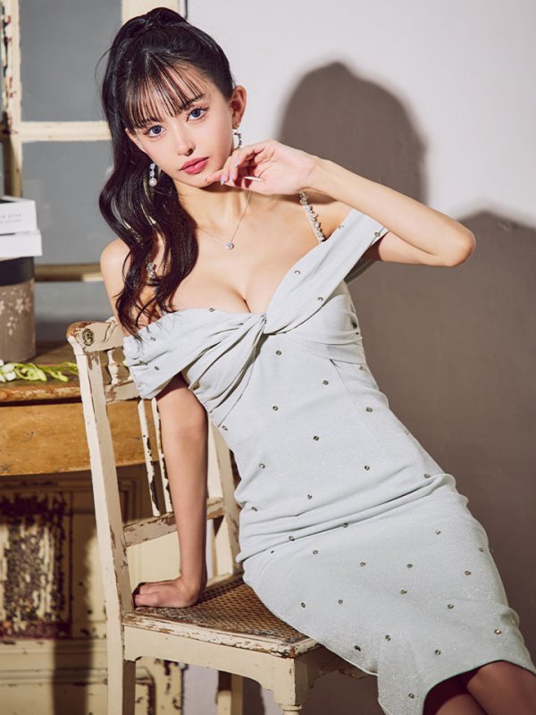 モデル:まおちゃる 身長:156cm 着用サイズ:Sサイズ