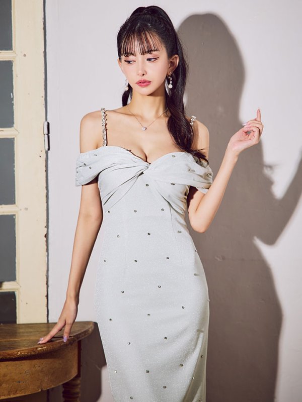 モデル:まおちゃる 身長:156cm 着用サイズ:Sサイズ