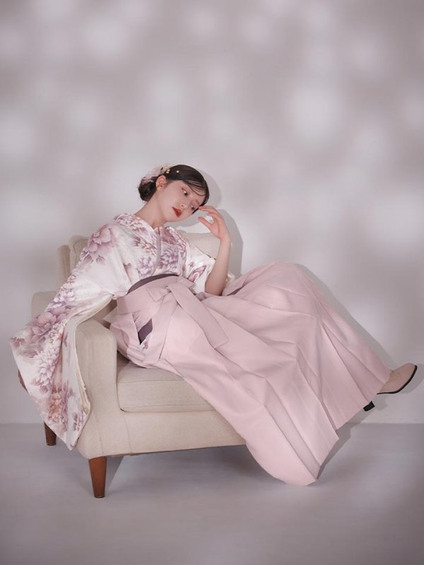画像6: 【予約商品 / 1月中旬発送予定】ピンク牡丹×菊 ペールピンク二尺袖着物【卒業袴３点セット 二尺袖着物/帯/袴】 (6)