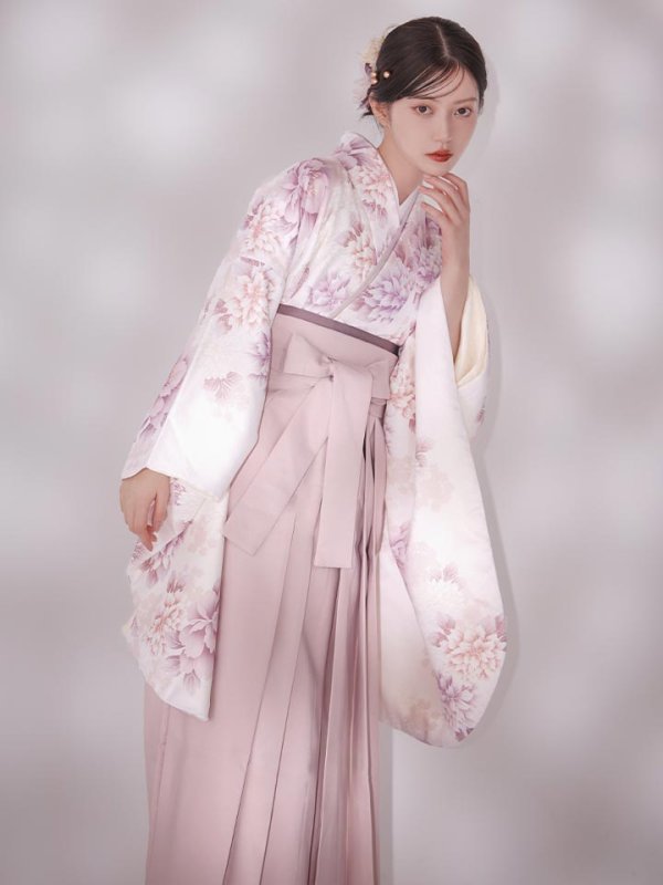 画像8: 【予約商品 / 1月中旬発送予定】ピンク牡丹×菊 ペールピンク二尺袖着物【卒業袴３点セット 二尺袖着物/帯/袴】 (8)