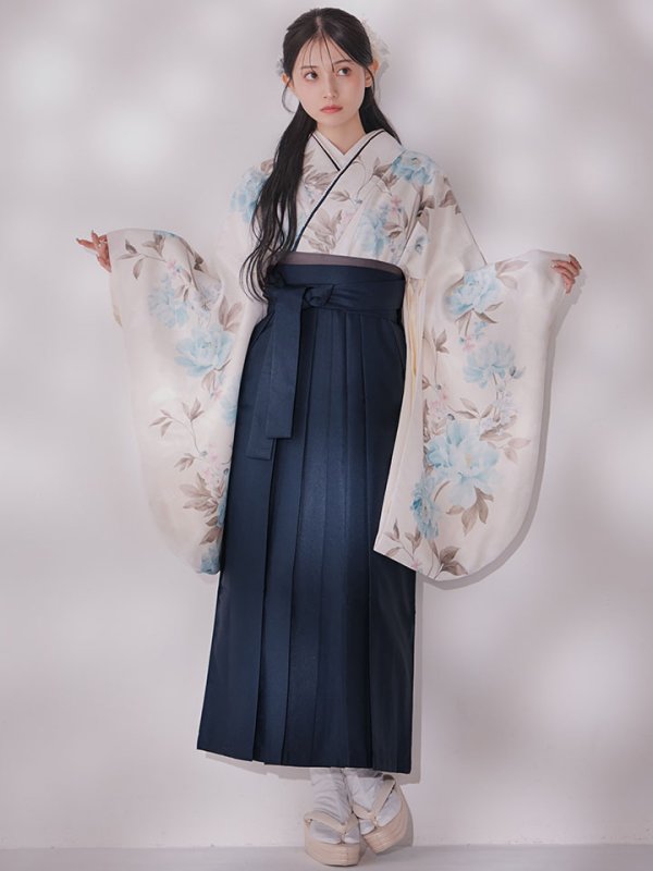 画像4: 【予約商品/1月中旬発送予定】ブルー芍薬 ホワイト二尺袖着物【卒業袴３点セット 二尺袖着物/帯/袴】 (4)