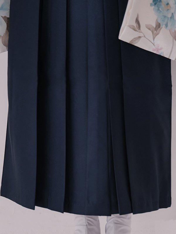 画像19: 【予約商品/1月中旬発送予定】ブルー芍薬 ホワイト二尺袖着物【卒業袴３点セット 二尺袖着物/帯/袴】 (19)