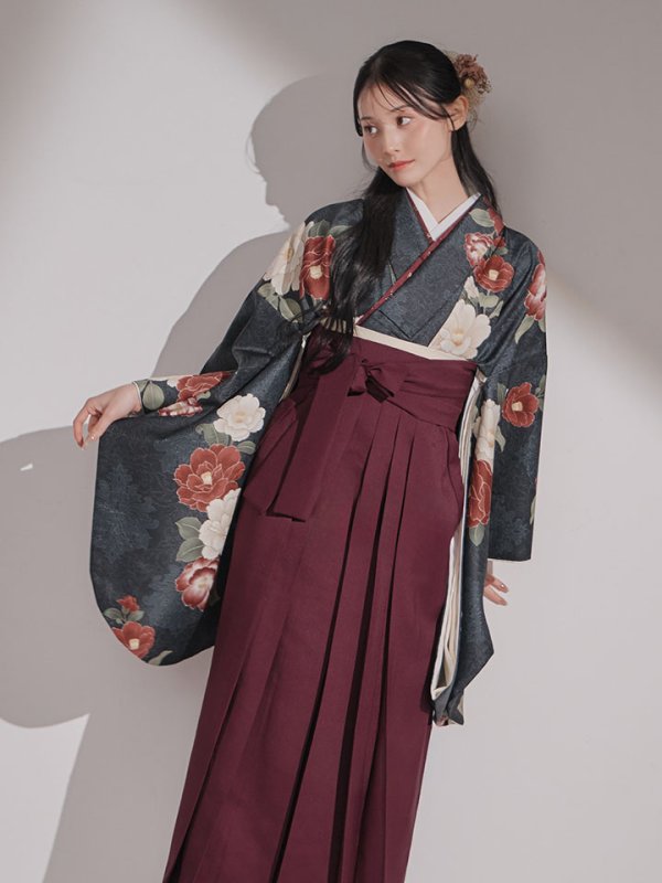 画像11: 【予約商品/1月中旬発送予定】白×赤椿 ブラック二尺袖着物【卒業袴３点セット 二尺袖着物/帯/袴】 (11)