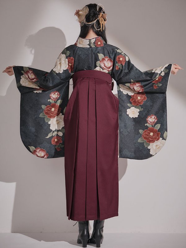 画像12: 【予約商品/1月中旬発送予定】白×赤椿 ブラック二尺袖着物【卒業袴３点セット 二尺袖着物/帯/袴】 (12)