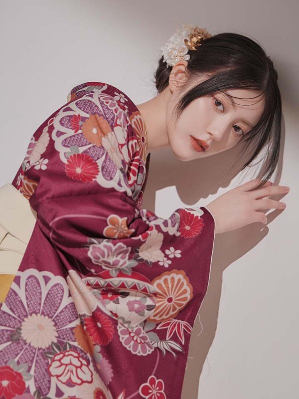 画像13: 【予約商品 / 1月中旬発送予定】菊×椿 ワインレッド二尺袖着物【卒業袴３点セット 二尺袖着物/帯/袴】 (13)