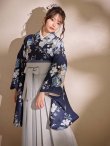 画像1: 【即日発送】青フラワーブーケ ブルー二尺袖着物【卒業袴３点セット 二尺袖着物/帯/袴】[FB01] (1)