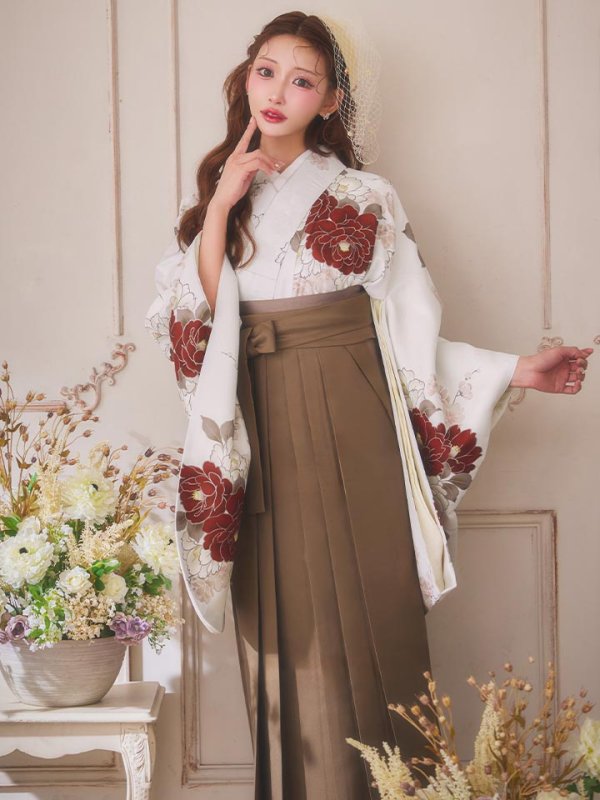 モデル:明日花キララ 身長:162cm　着用サイズ:Mサイズ