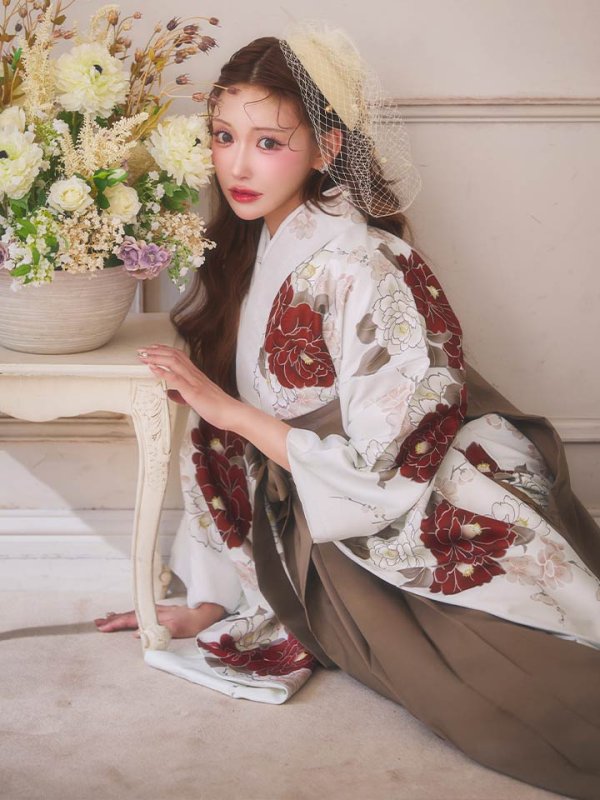 モデル:明日花キララ 身長:162cm　着用サイズ:Mサイズ