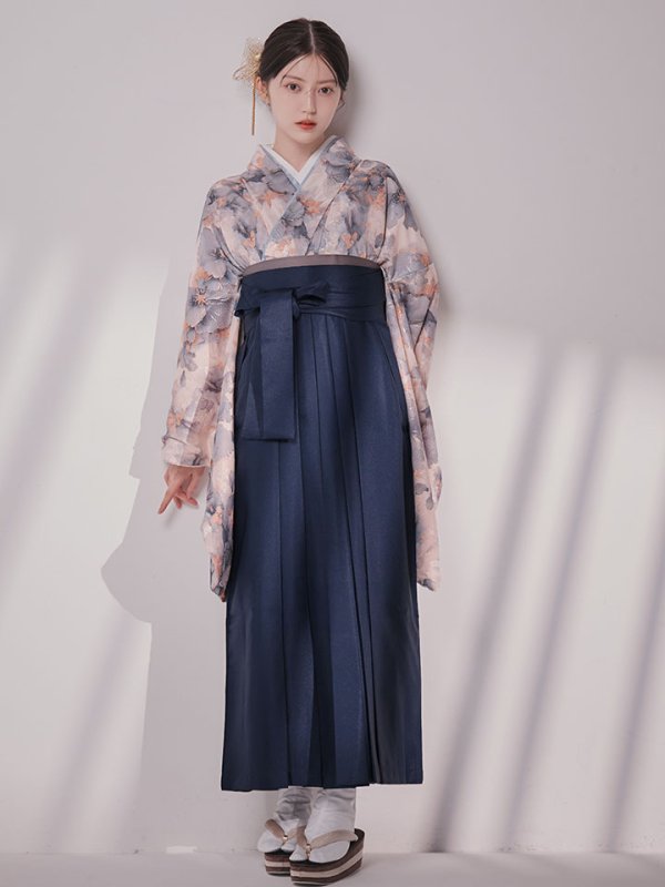 画像1: 【予約商品 / 1月中旬発送予定】グレーピンクフラワー グラデーション二尺袖着物【卒業袴３点セット 二尺袖着物/帯/袴】 (1)