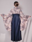 画像17: 【予約商品 / 1月中旬発送予定】グレーピンクフラワー グラデーション二尺袖着物【卒業袴３点セット 二尺袖着物/帯/袴】 (17)