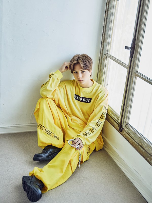 画像2: 【SALE!!】【ハロウィン】 KEEPOUTトレーナーセット 【コスプレ2点セット】【XXLサイズ/1カラー】(HC206-SV)[OF01] (2)