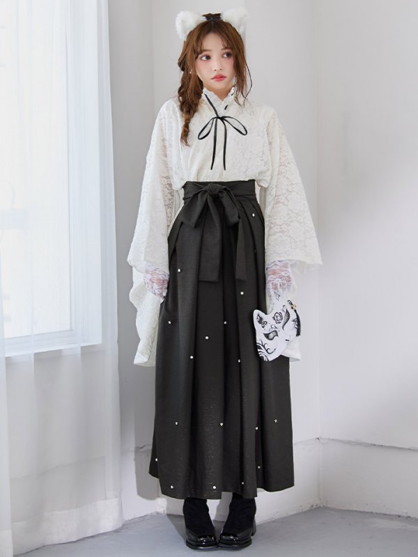 モデル：吉木千沙都 身長：158cm　着用サイズ：Fサイズ